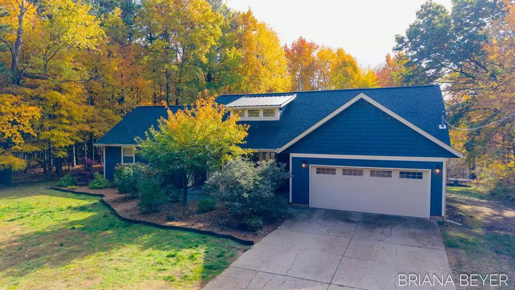 1840 Main Street, Park Twp, MI 49424