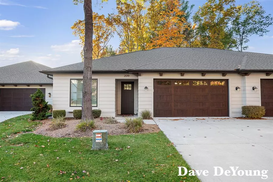 2019 Ottawa Beach Road, Park Twp, MI 49424