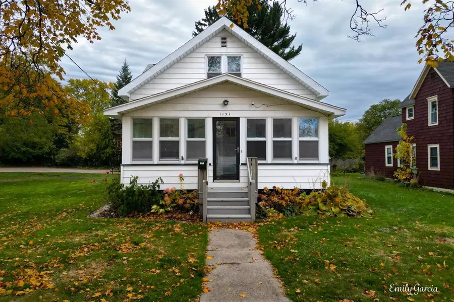 1151 W Dale Avenue, Muskegon, MI 49441