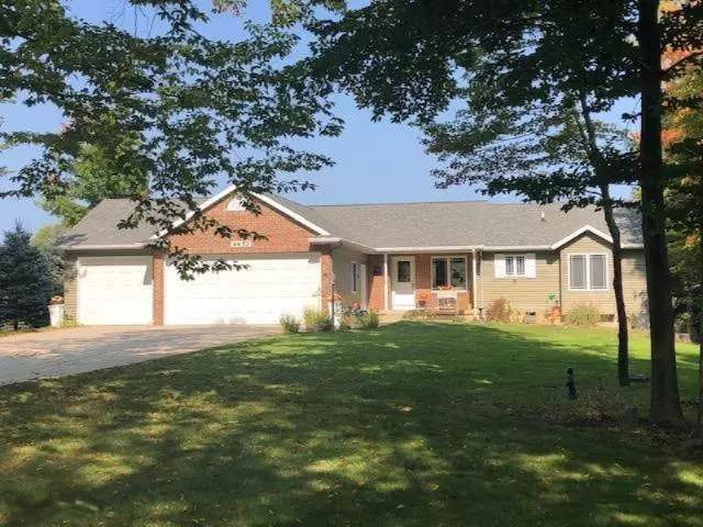 9652 Fawn Lake Drive 690, Canadian Lakes, MI 49346