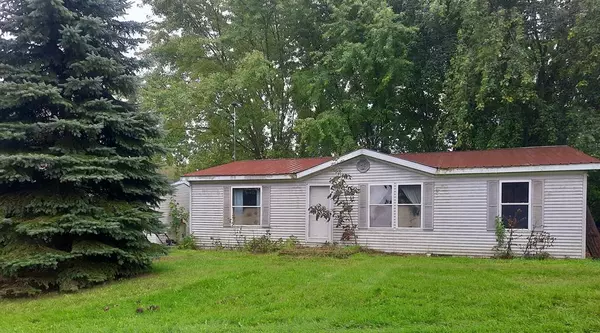 6053 S Lakola Road, Reed City, MI 49677