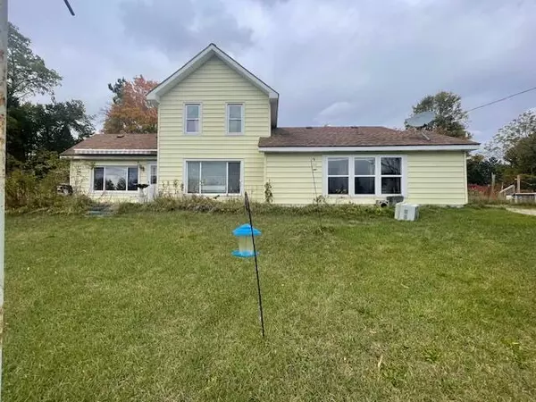 231 E Garland Street, Harrietta, MI 49638