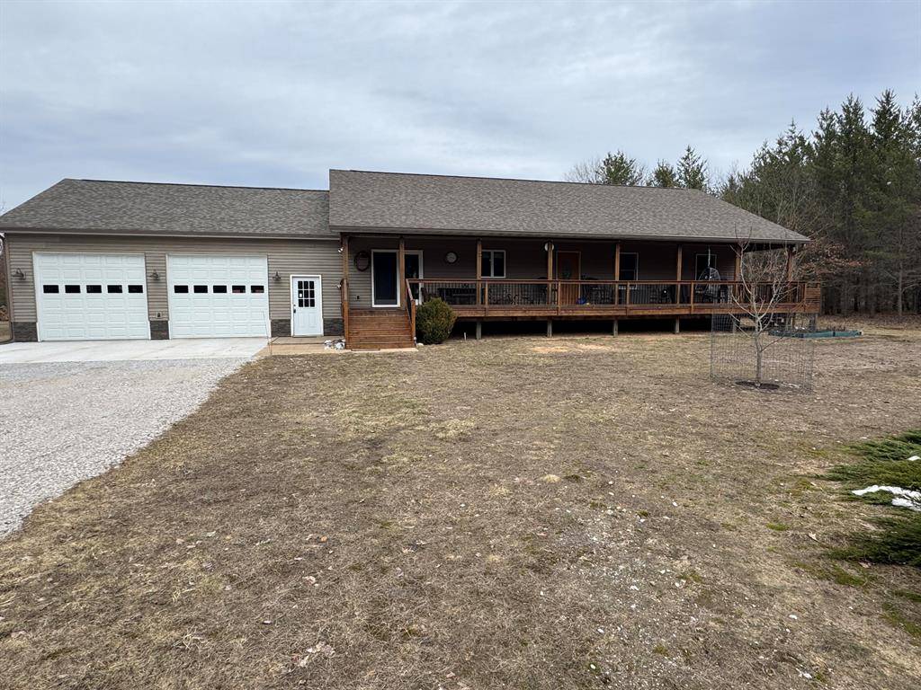 11190 Steinberg Rd, Stronach Twp, MI 49660