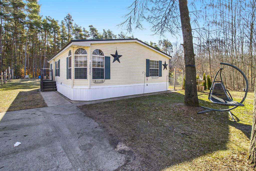10430 90th Avenue, Morton Twp, MI 49332