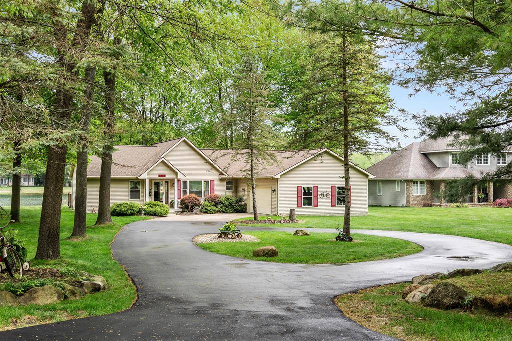 9228 Main Street, Morton Twp, MI 49346