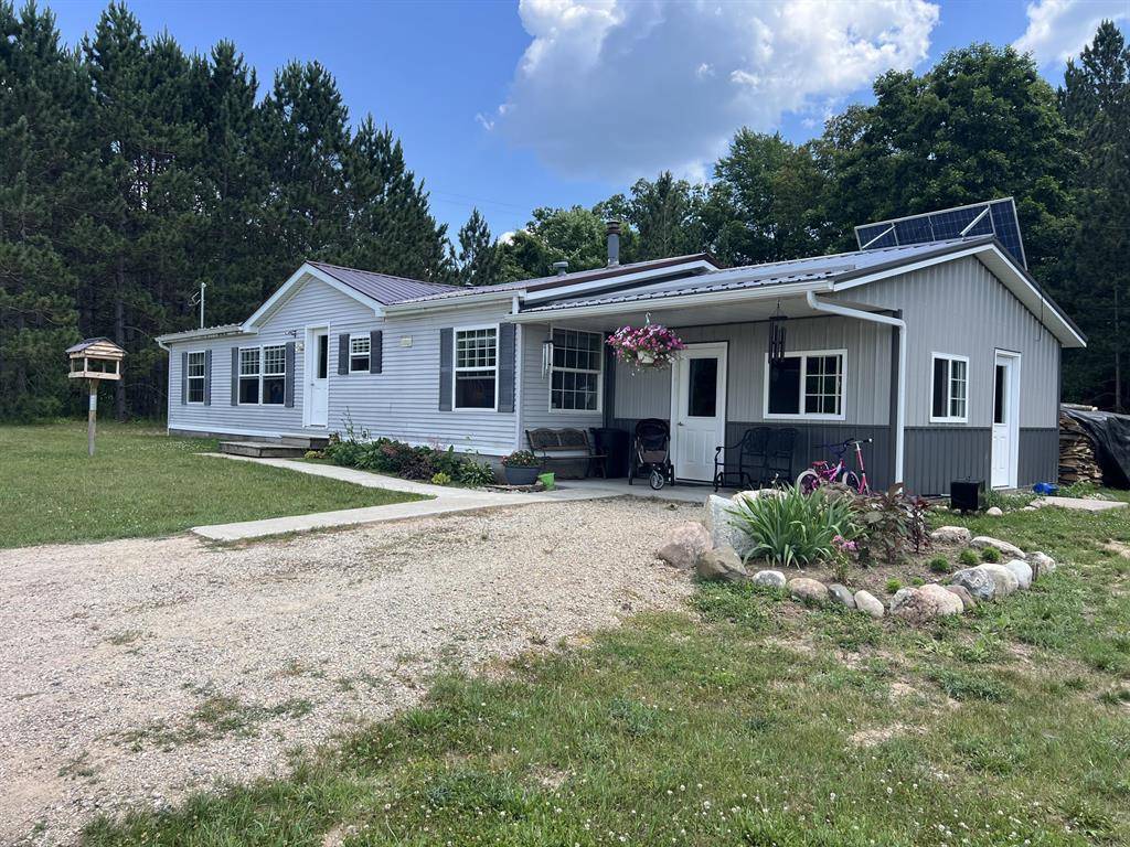 3435 N Pine Avenue, Wilcox Twp, MI 49349
