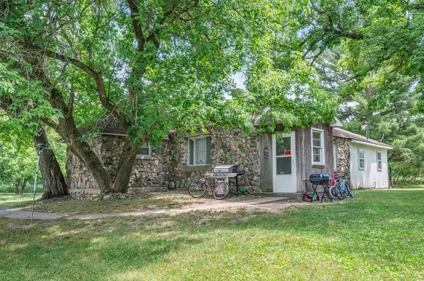 18699 16 Mile Rd, Big Rapids Twp, MI 49307