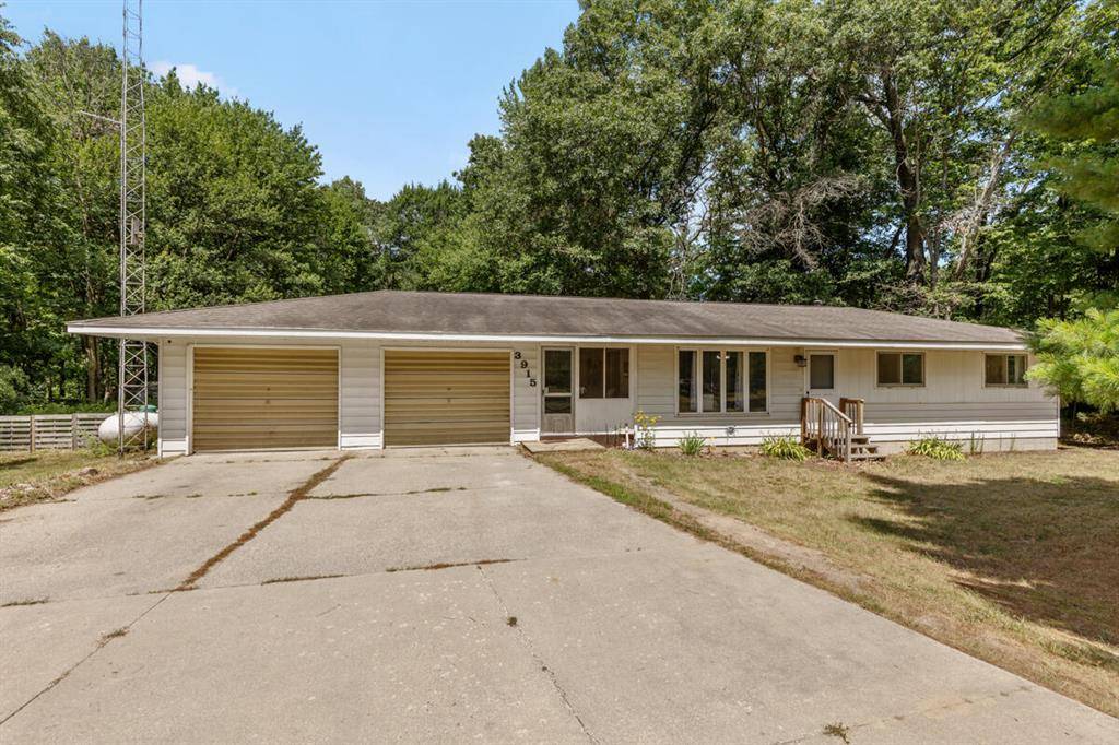 3915 E Fox Drive, Grant Twp, MI 49327