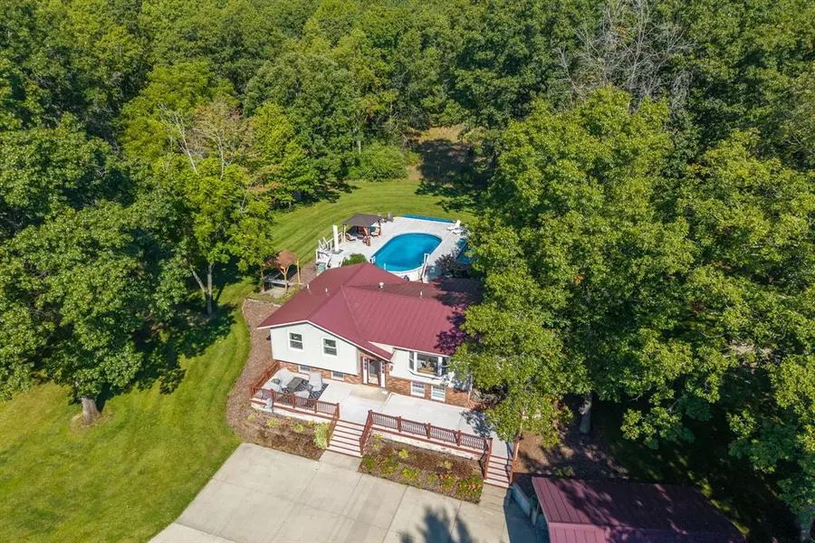 23616 15 Mile Road, Big Rapids Twp, MI 49307