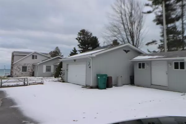 1155 S Bay Drive, Tawas City, MI 48763