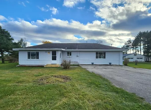 2815 M-55, Tawas City, MI 48763