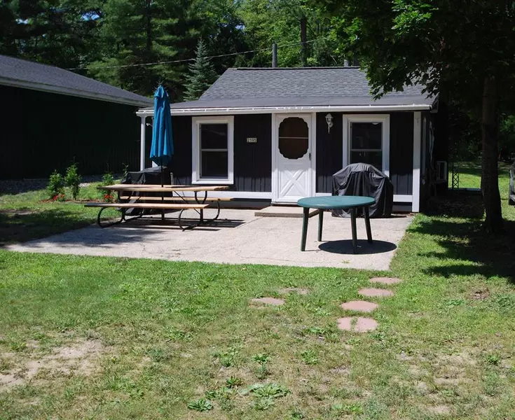 2195 Henry Street, Foster Twp, MI 48661
