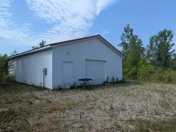 866 S Tonkey Road, Sims Twp, MI 48703