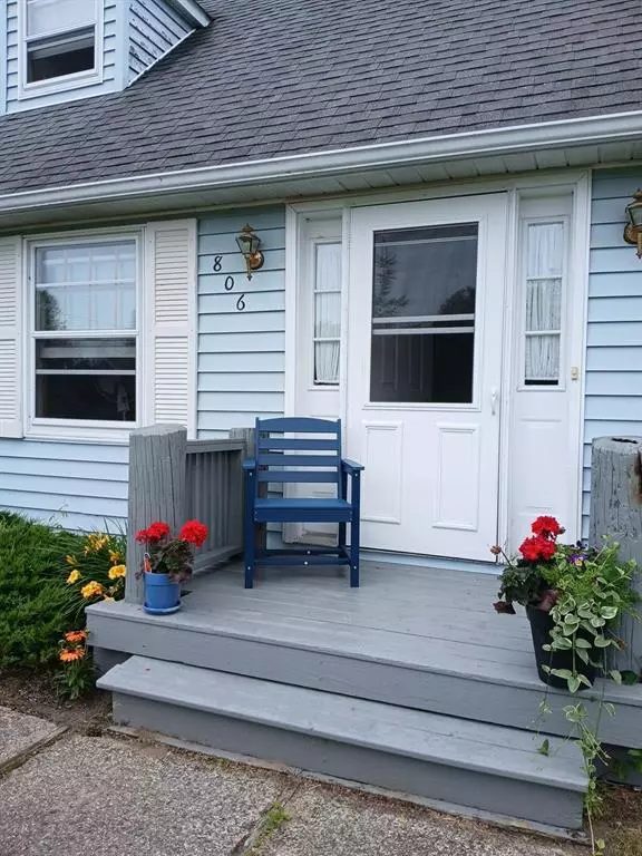 806 S Augres River Drive, Au Gres Twp, MI 48703