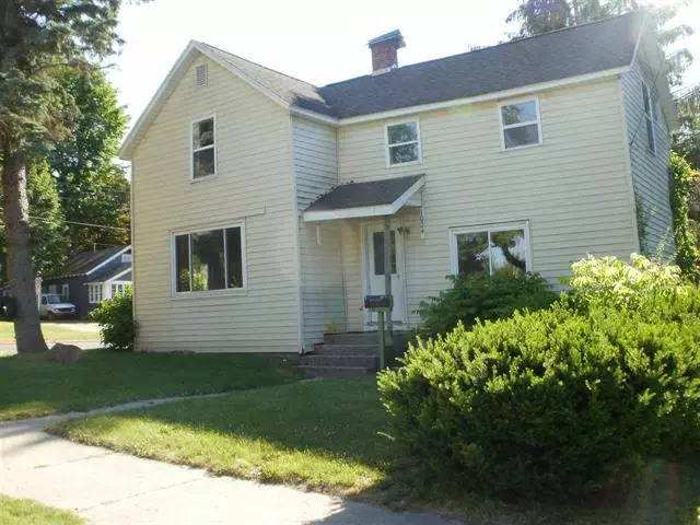 1024 Laurel Street, Cadillac, MI 49601