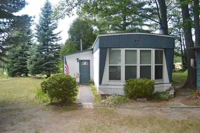 9484 Cedar Run Road, Traverse City, MI 49684