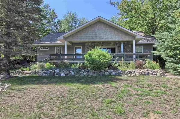 3772 Childs Lane, Central Lake, MI 49622