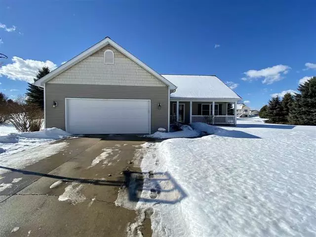 622 Bertina Lane, Traverse City, MI 49696