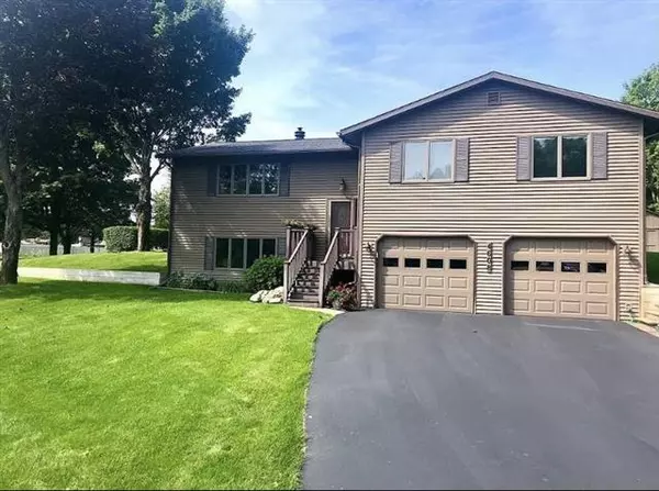 4608 Buckhorn Drive, Traverse City, MI 49684