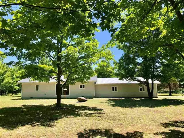 617 NW Westwood, Rapid River Twp, MI 49612