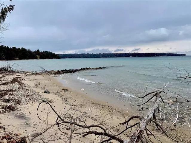 0 N West Bayshore Drive, Leelanau Twp, MI 49682