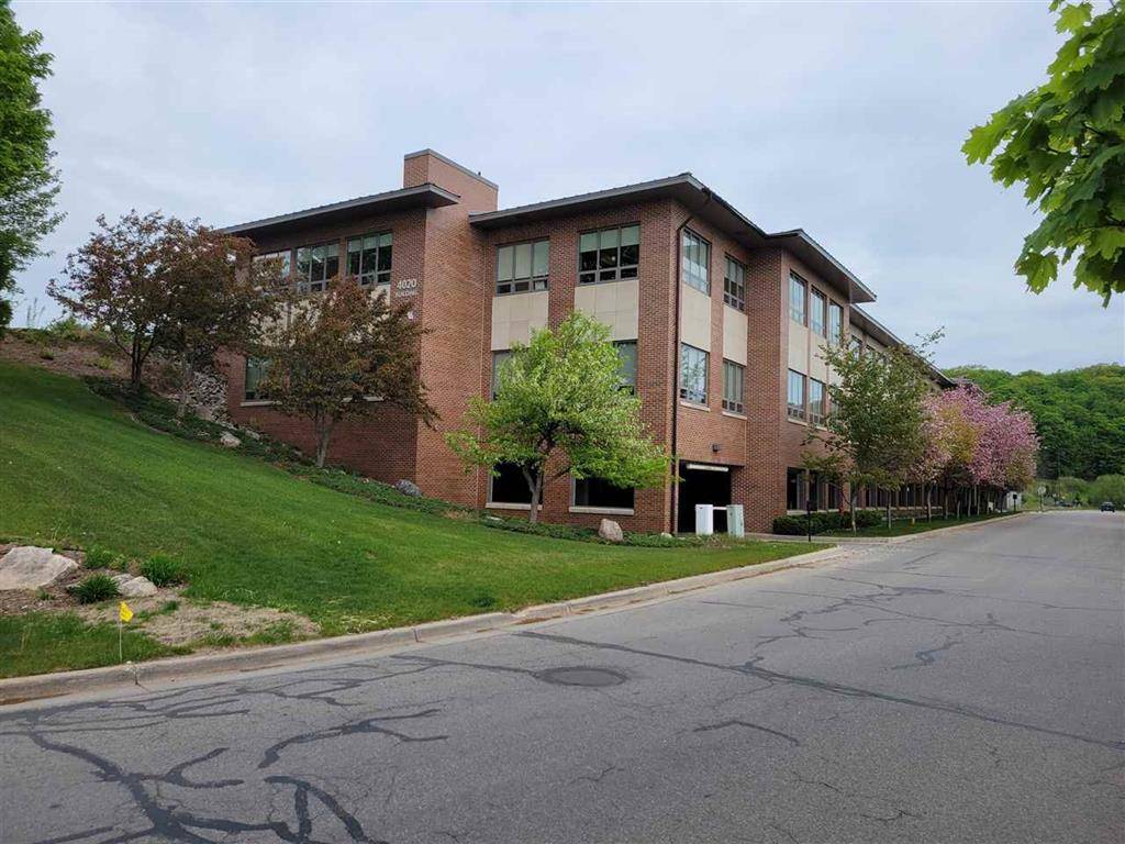 Garfield Twp, MI 49684,4020 Copper View Unit: 104