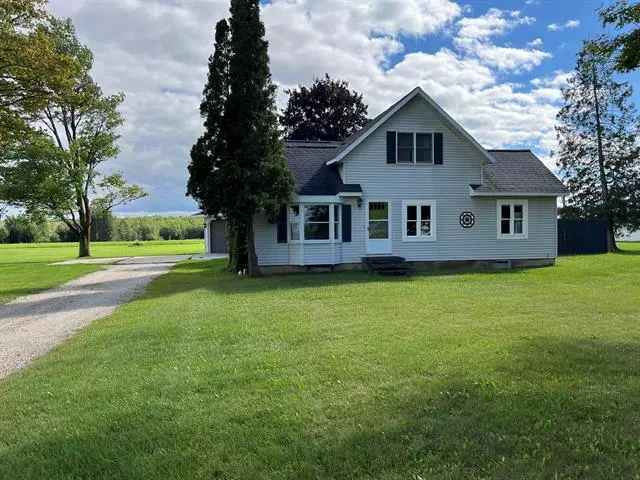 4680 E Houghton Lake Road, Aetna Twp, MI 49651