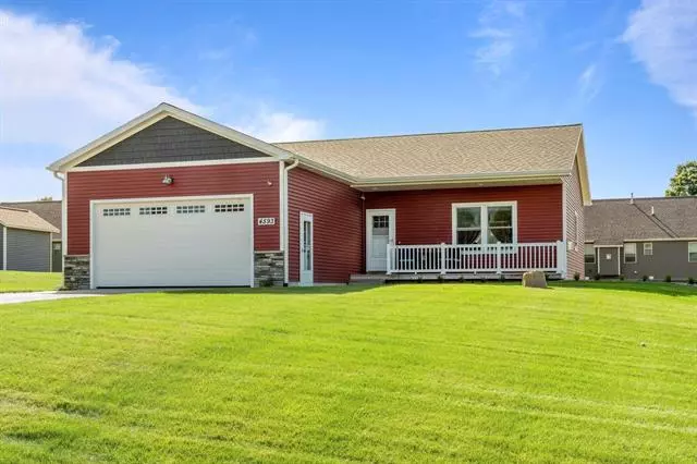 4593 Sandtrap Drive, Traverse City, MI 49685