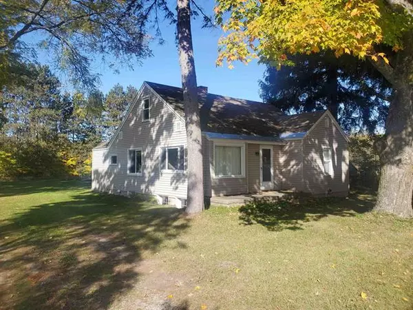 688 S Zimmerman Road, Beulah, MI 49617