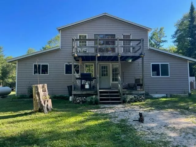 4887 S Lachance Road, Lake City, MI 49651