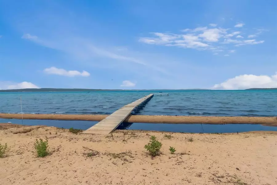 2175 US-31 N, East Bay Twp, MI 49686