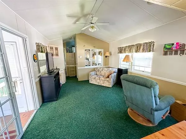Prudenville, MI 48651,2757 Owens 106