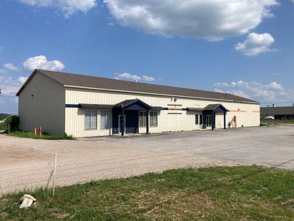 274 N US-31 S, Garfield Twp, MI 49685