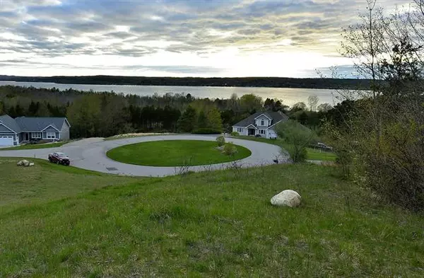 8121 S Bingham Ridge, Bingham Twp, MI 49684