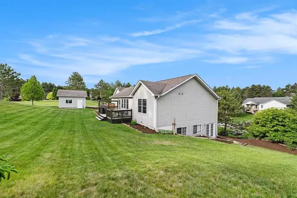 829 Andrew Melissa Lane, Traverse City, MI 49696