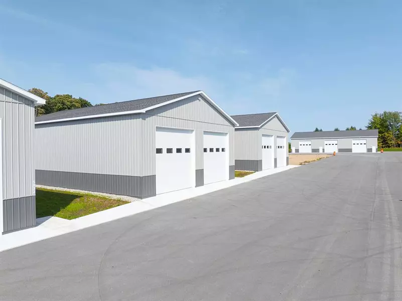 5910 Storage Loop Drive Unit: 15, Blair Twp, MI 49685