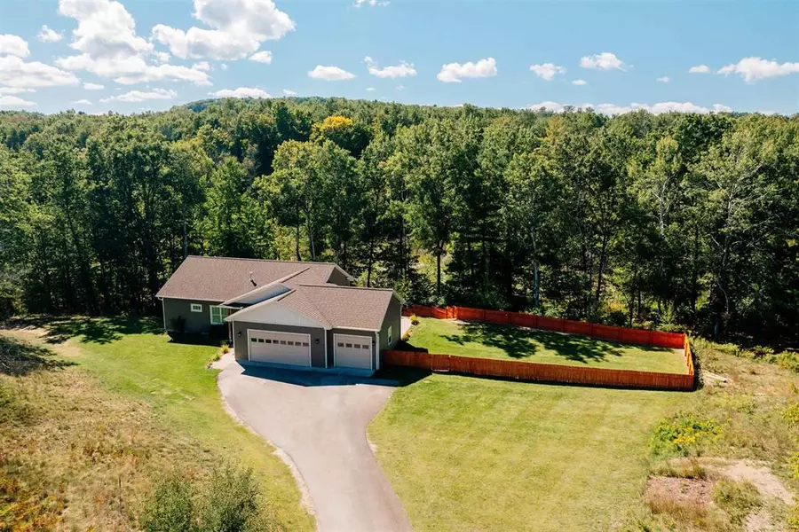 3325 Five Mile Road, Traverse City, MI 49686