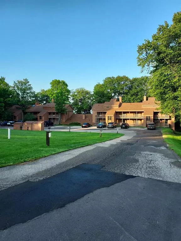Kearney Twp, MI 49615,4673 N Crossover Drive 570