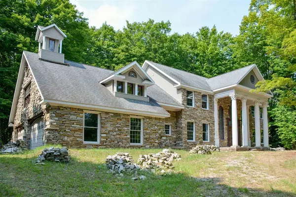 8600 Tucker Road, Almira Twp, MI 49650