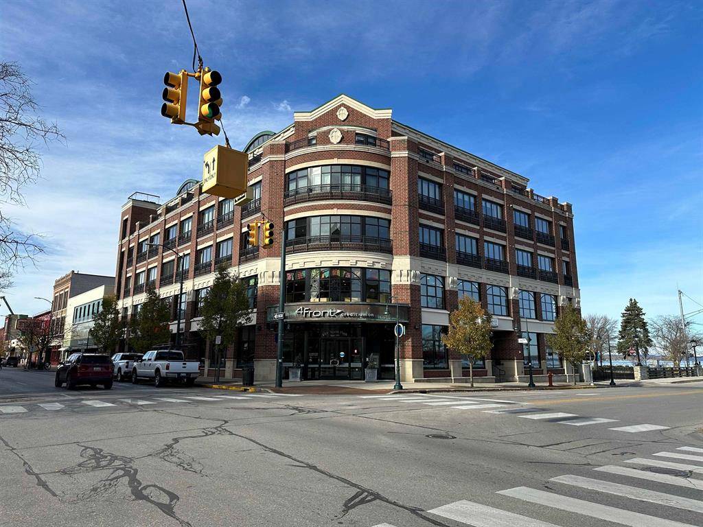 Traverse City, MI 49684,101 N Park Street 409