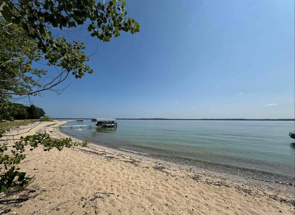 Peninsula Twp, MI 49686,11648 Willow Point