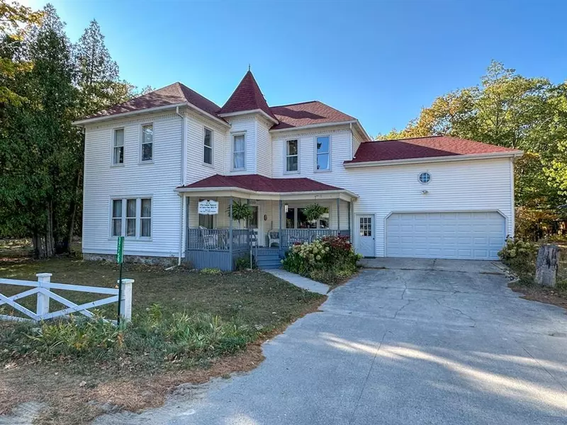 37759 Kings Highway Lot: 14+15, St. James Twp, MI 49782