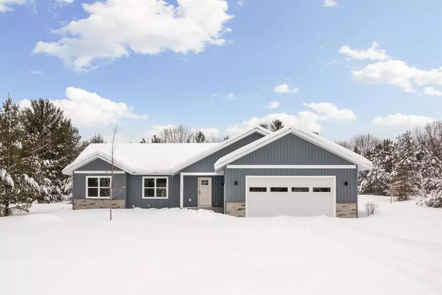 1858 Old Cabin Drive, Green Lake Twp, MI 49643