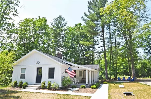 6104 S Glen Lake Road, Glen Arbor Twp, MI 49636