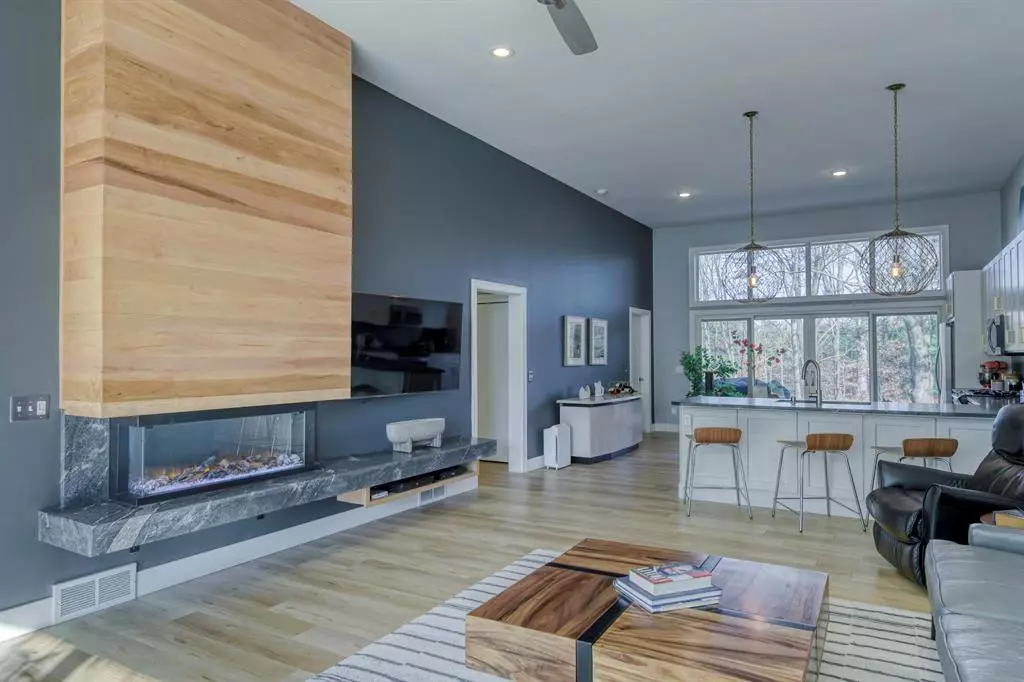 Long Lake Twp, MI 49684,8900 Manhattan North Unit A