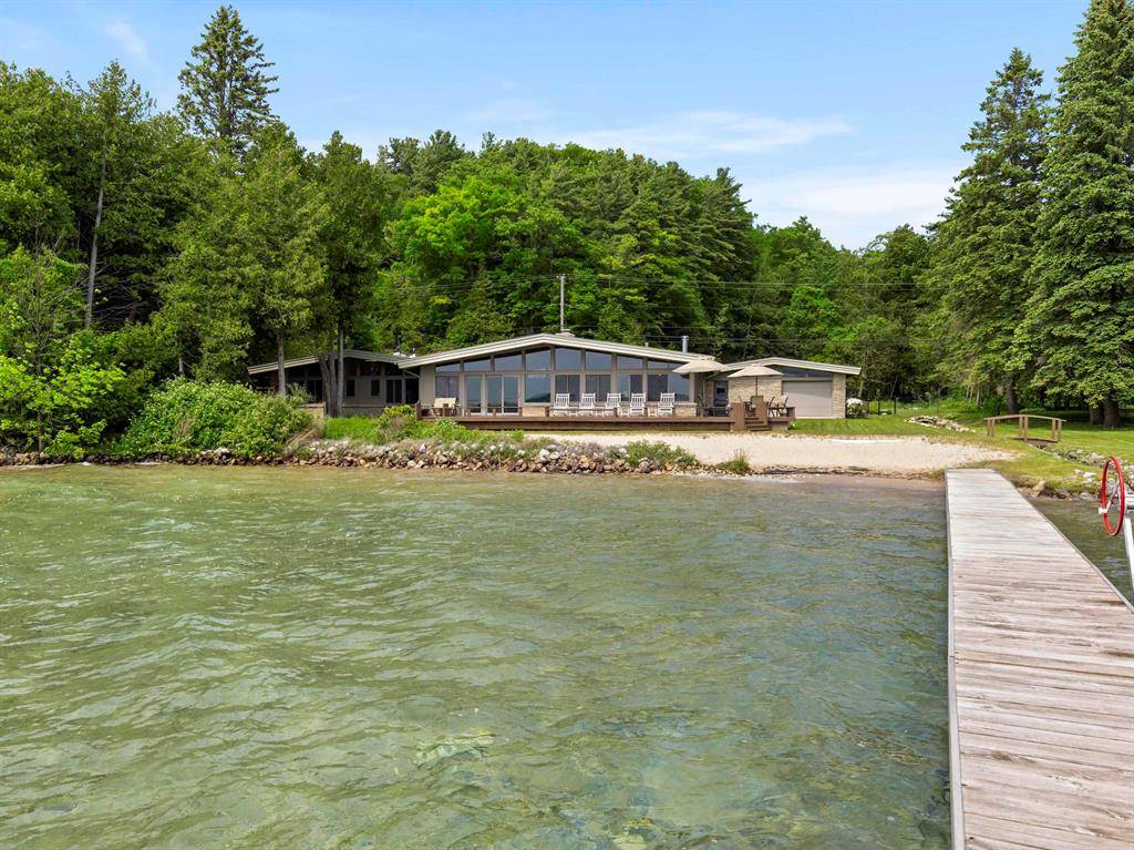 6863 Crystal Drive, Benzonia Twp, MI 49617