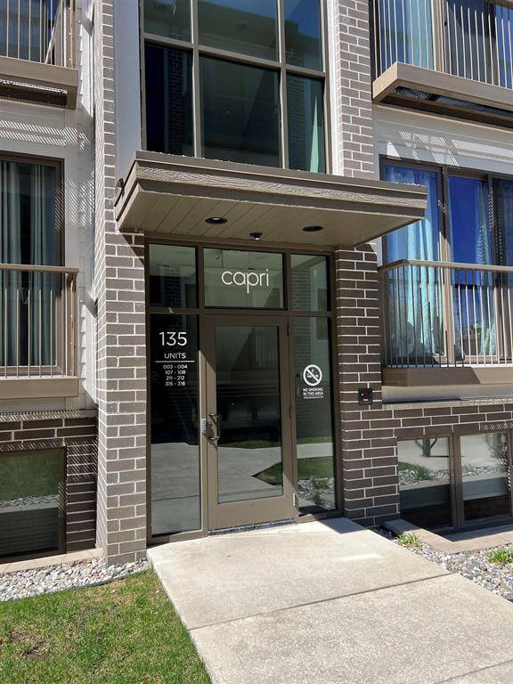 Traverse City, MI 49684,135 E Eighth Street 211