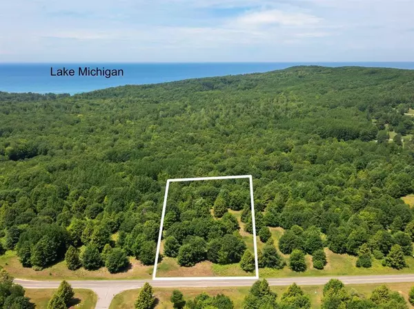 V/L Smith Road,  Onekama Twp,  MI 49616
