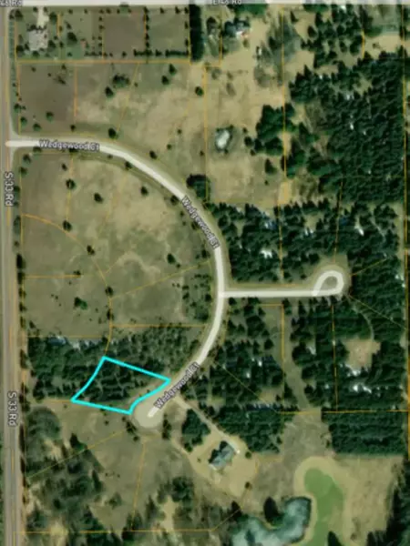 Lot #17 Wedgewood Court Lot: 17, Cherry Grove Twp, MI 49601