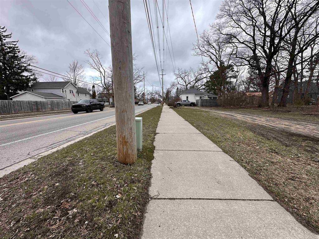 Traverse City, MI 49684,1301 Cass Street